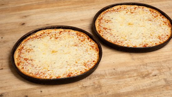 Lou Malnati's Pizzeria (Aurora Farnsworth)