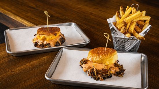 No Good Burger Joint Smashed (88 North Village Avenue)