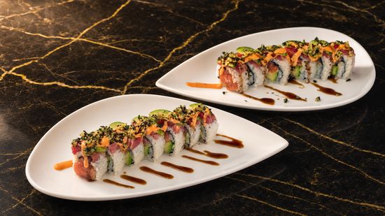 YUME Sushi (2121 N Westmoreland St Suite A-2)