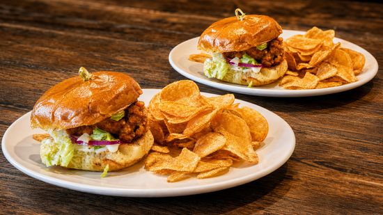 Augie's Mussel House & Sports Bar (annapolis)