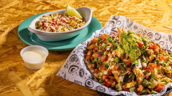Ojos Locos Sports Cantina Chino