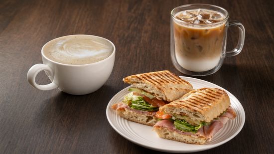 Aura Café