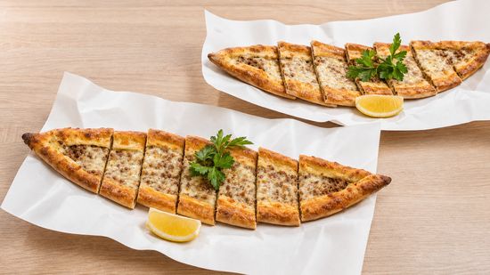 Örnek Lahmacun