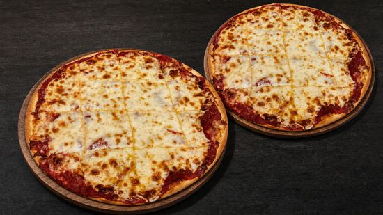 White Cottage Pizzeria - Wood Dale