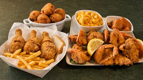 Sam Sylk's Chicken and Fish (Euclid)
