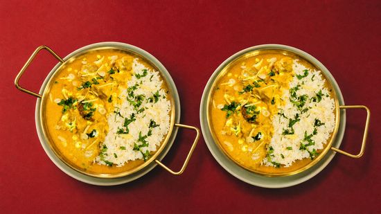 Indien BowlKurry And Naan