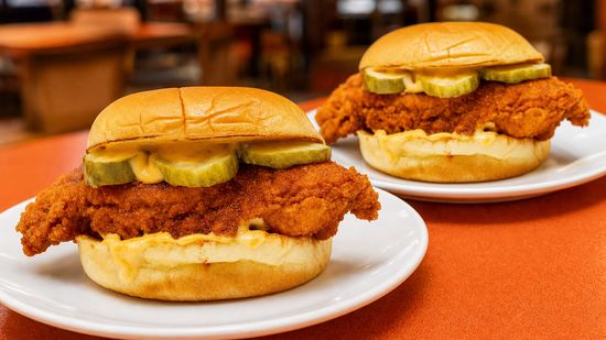 375° Chicken 'n Fries Bayside