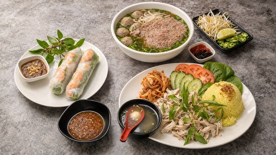 Pho Huong Lan