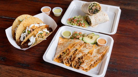 Bomb Tacos (Comal St)