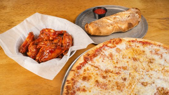 Moondog Pizza (304 S Sterling St)