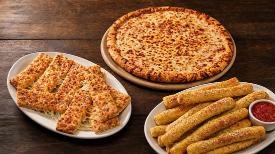 Vocelli Pizza (20630 Ashburn Rd, #183)