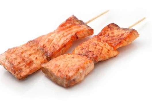 Y6. Brochettes de saumon