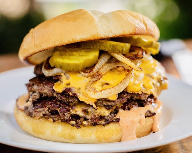 Menu spicy beef burger