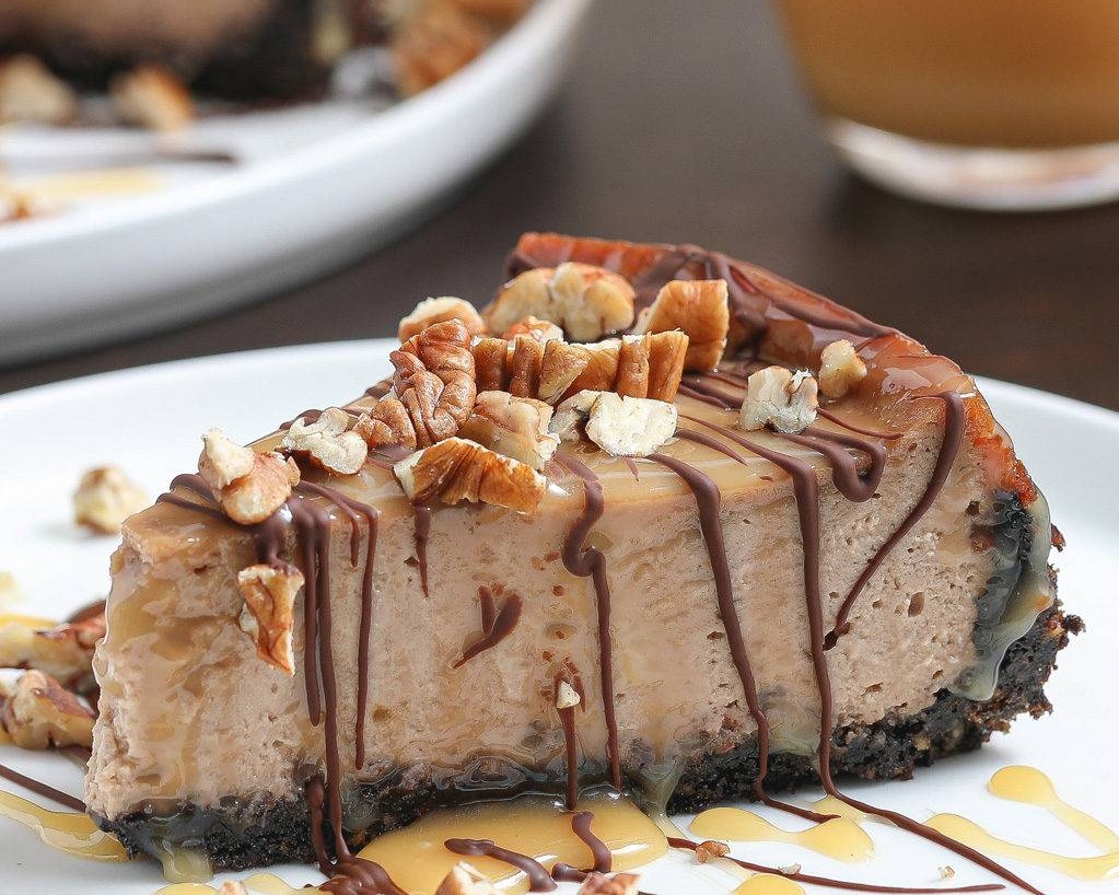 Gluten Free Turtle Cheesecake (Cheesecake)