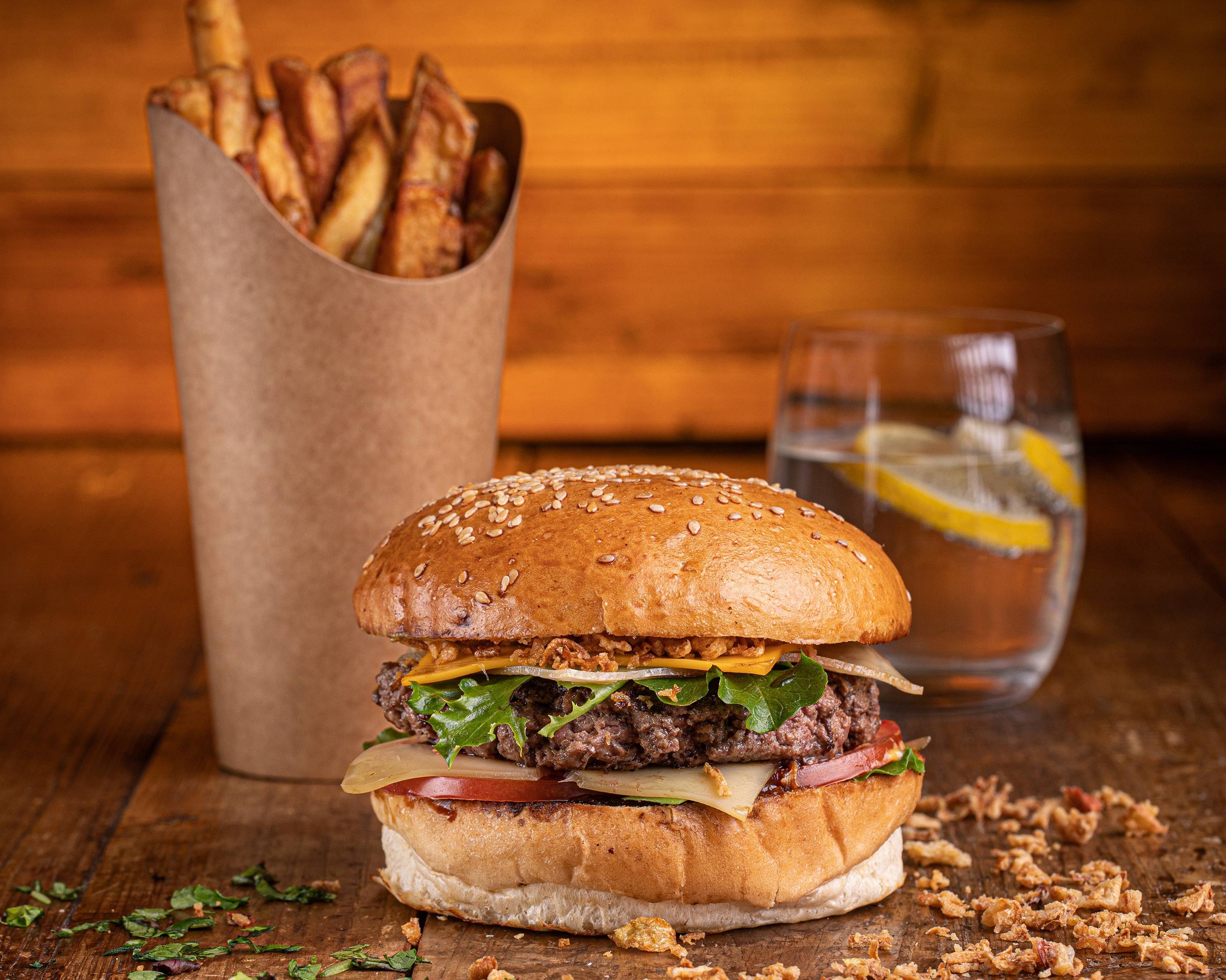 CHEESEBURGER BACON + FRITES