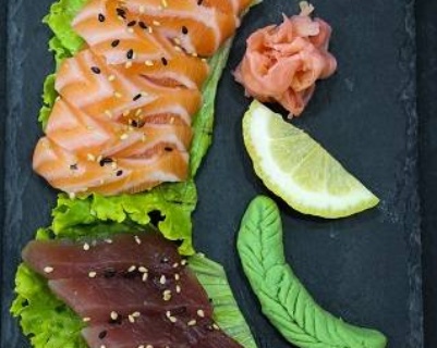 Formule 7 ( 6 Sashimi Saumon + 4 Sashimi Thon )