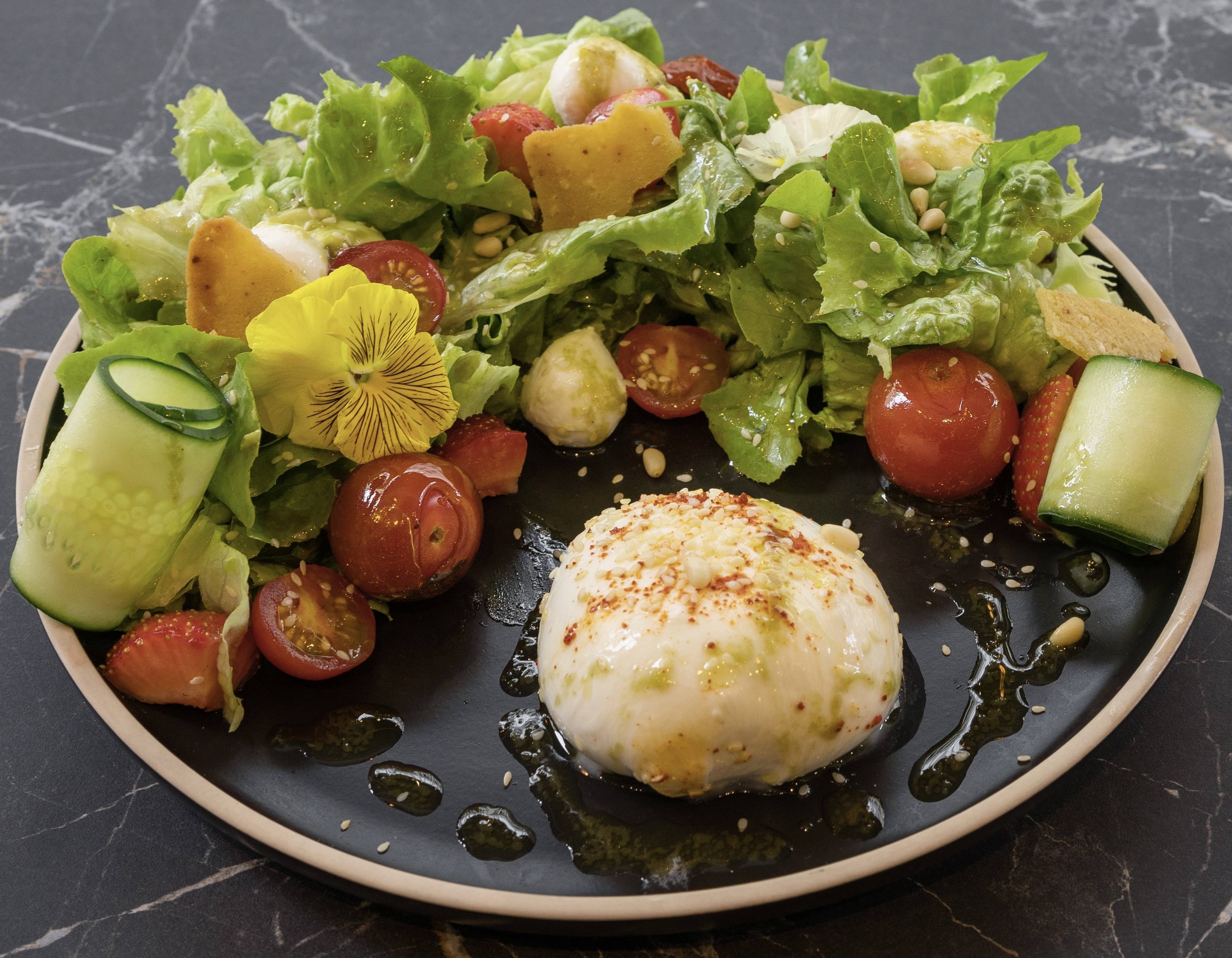 Salade suprême Burrata 🥚