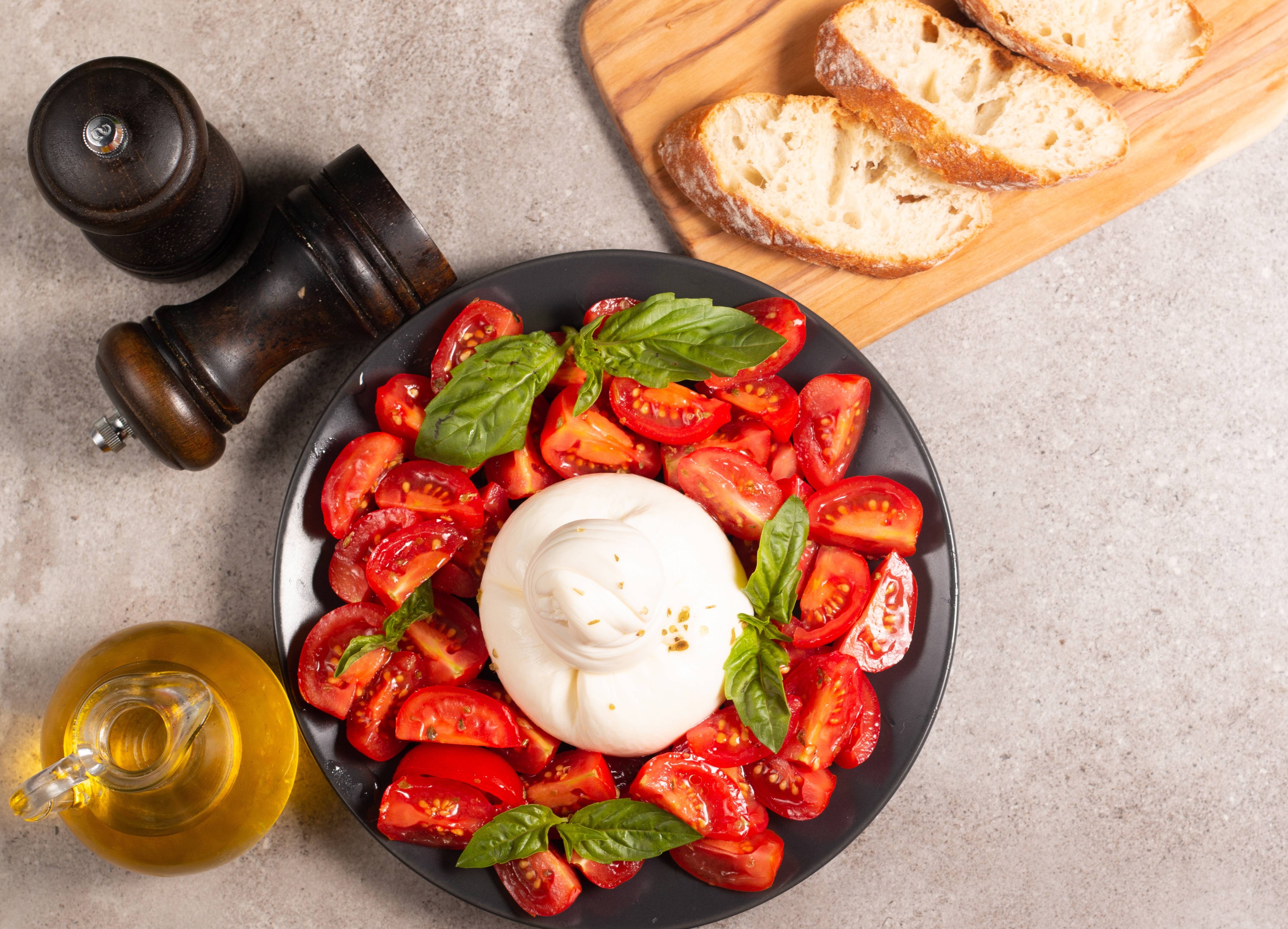 BURRATA CAPRESE 🍅
