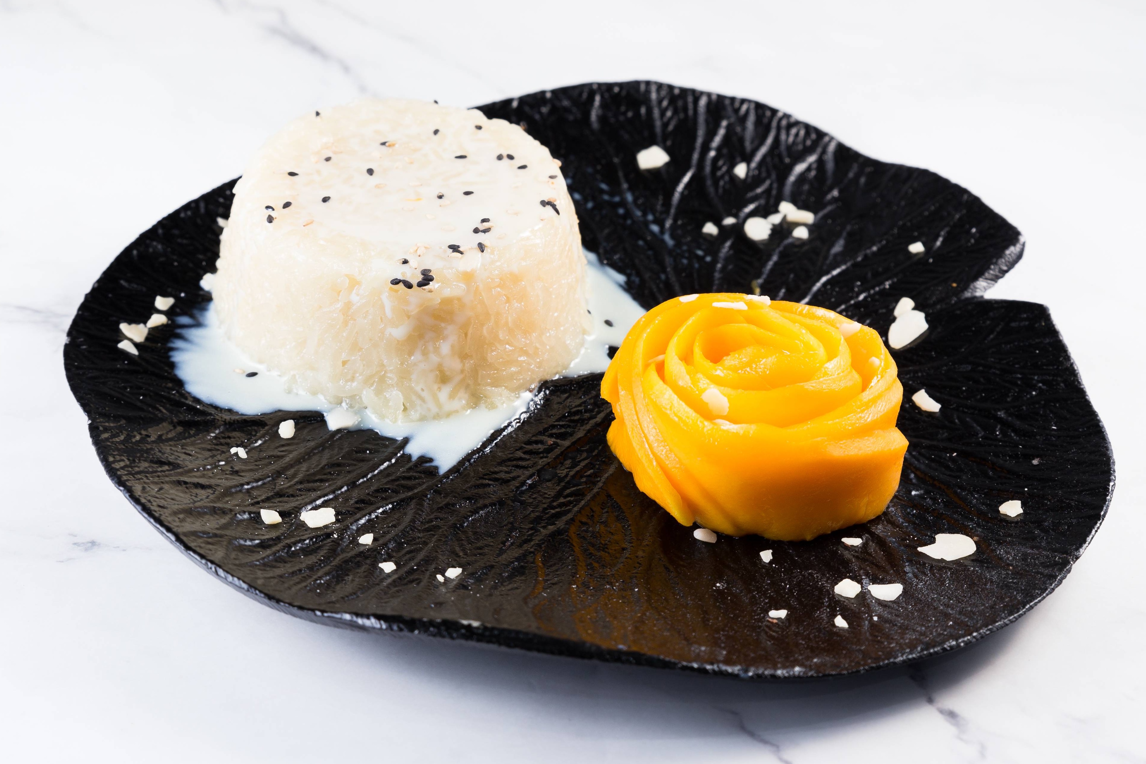 MANGUE SUR RIZ DE COCO 