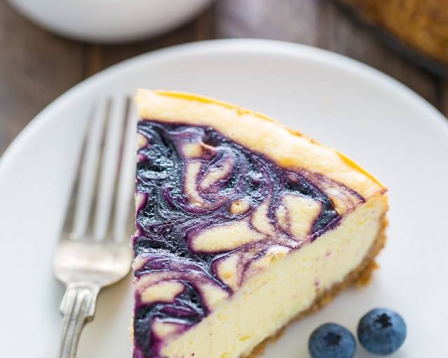 White Chocolate Blueberry Cheesecake (Cheesecake)