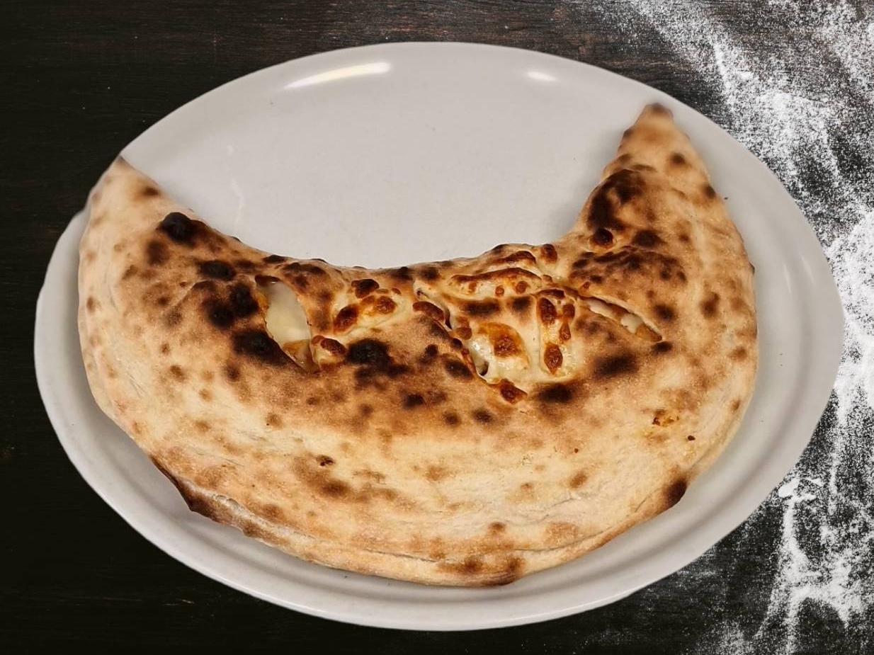 Pizza Calzone