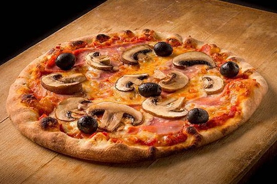 Pizza Regina