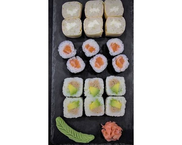 Formule 4 (6 Snow Thon cuit samouraï/Avocat  + 6 Chicken Rolls Cheese + 6 Maki saumon)