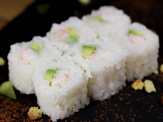 Neige roll avocat