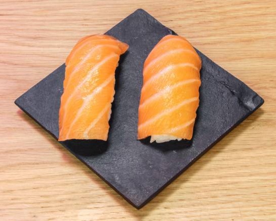 Sushi Saumon ㊗️😍🍱🥑