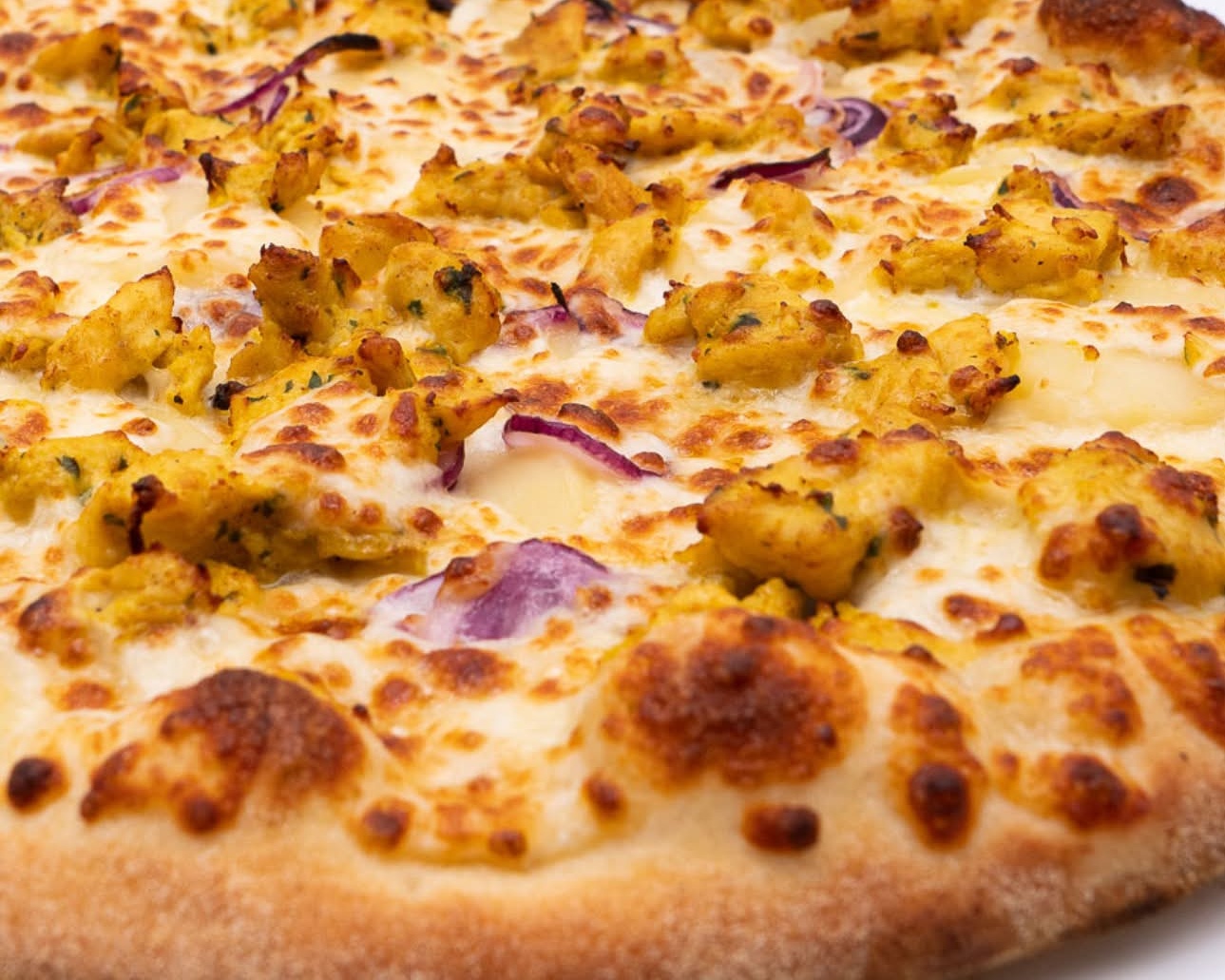 Pizza chicken tikka