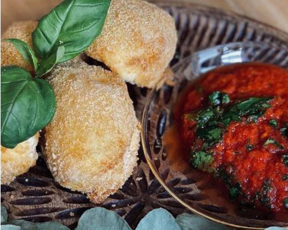 Beignets de Mozzarella sauce napolitaine 🧀
