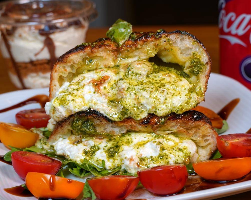 Bombo Burrata Pesto 💚