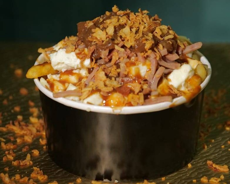 MENU POUTINE L'ORGEUIL🫕👨🏻‍🦳