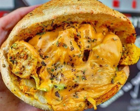 LE 100% CHEDDARE 🧀🧀🏅