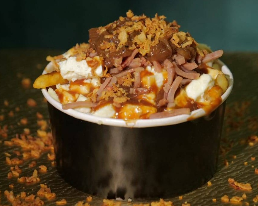 MENU POUTINE LA GOURMANDISE 🍂🥔 😉