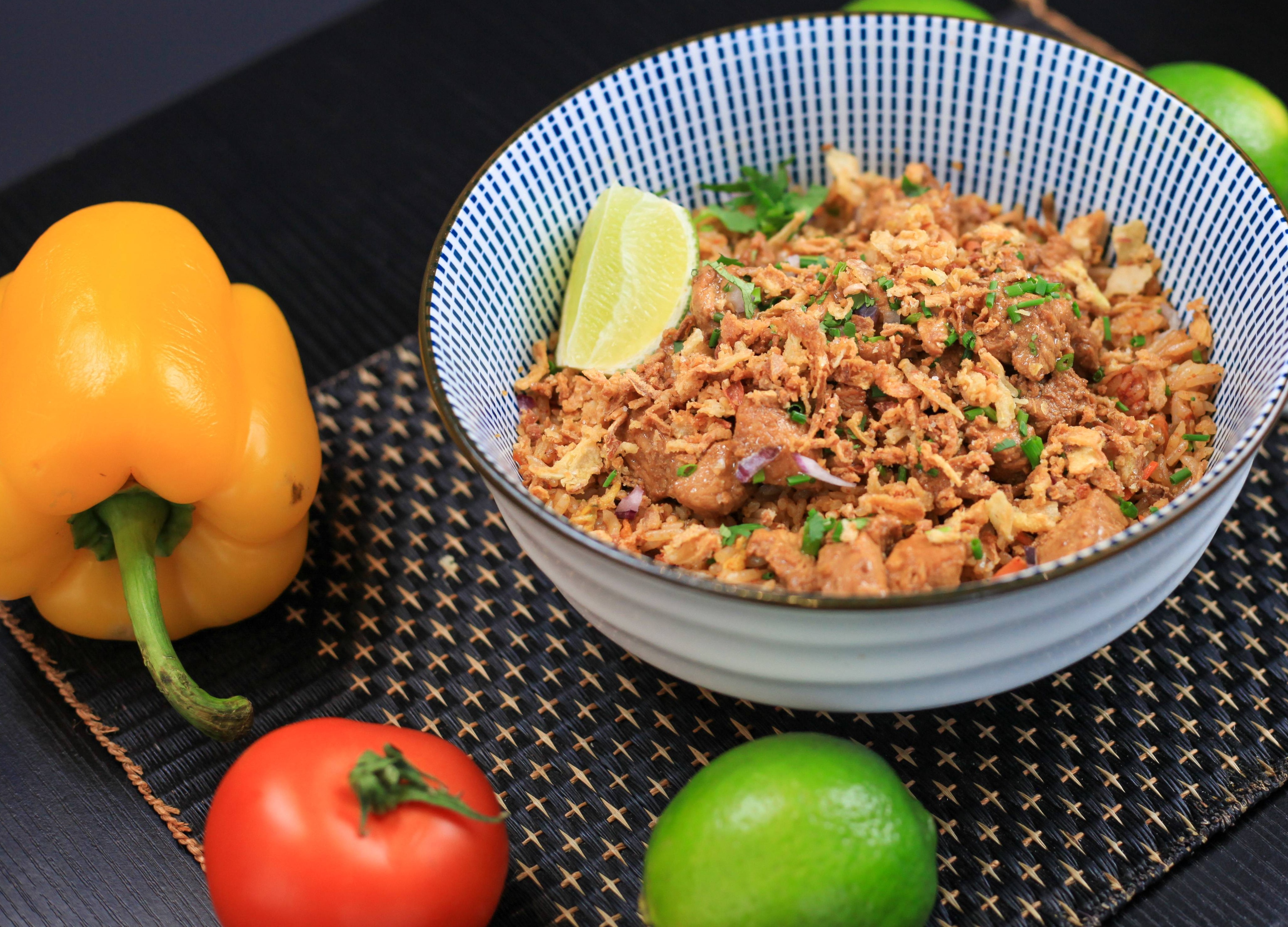 Khao phat au choix (poulet, tofu grillé, crevettes, bœuf)