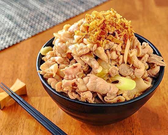 激盛り豚丼 メガトン 川崎店のデリバリー ・持ち帰り| メニュー