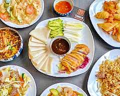 TANG'S KITCHENETTE