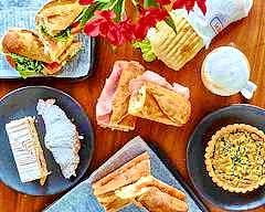 Le Petit Parisien - 355 East 78th Street