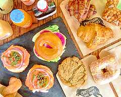 The Epicurean Trader (Hayes St.)