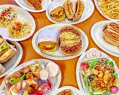 Everest Burgers (Soledad Canyon Rd)