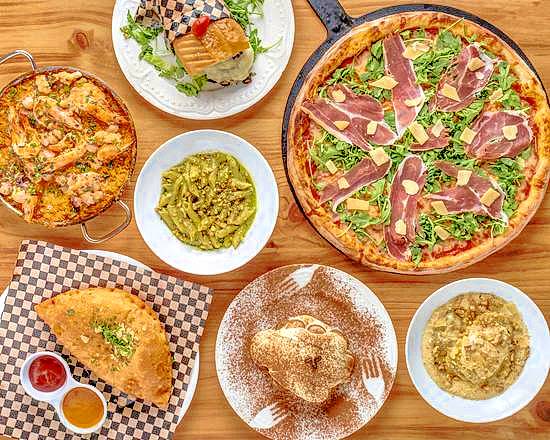 Plaza Cafe Restaurant Pizzeria