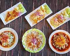 Tacos Don Chente y Mariscos El Plebe