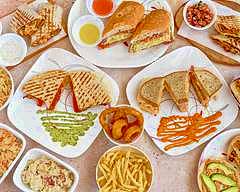 Cousins Deli