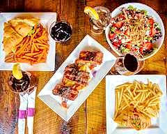 Local Heroes Bar & Grill