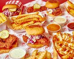 Lucky's Hot Chicken (Gaston Ave)