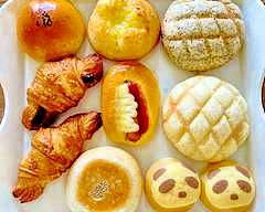 すずめベーカリー SUZUME BAKERY