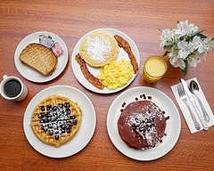 Blueberry Hill Breakfast Cafe - Darian