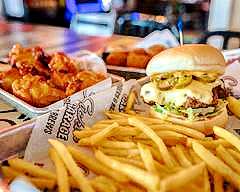 Sickies Garage Burgers (Fargo 13th Ave)