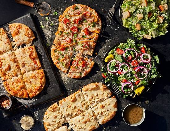 Overdose Pizza (7000 Kennedy Boulevard East, M28)